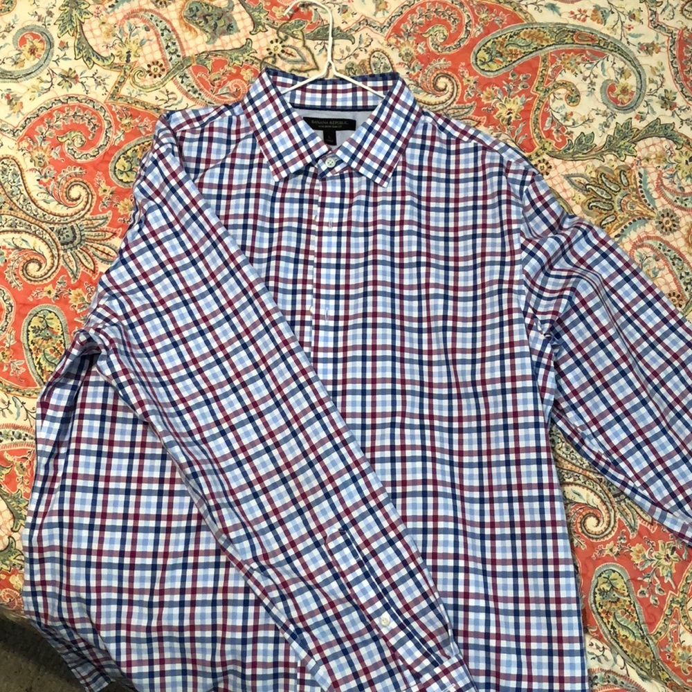 Banana Republic button-up dress shirt size L